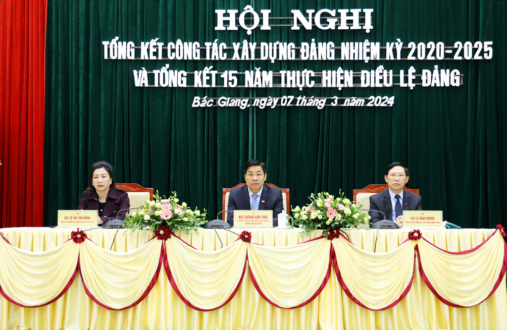 Bắc Giang: Tổng kết công tác xây dựng Đảng nhiệm kỳ 2020-2025 và 15 năm thực hiện Điều lệ Đảng|https://daihoidang.bacgiang.gov.vn/chi-tiet-tin-tuc/-/asset_publisher/hFkw89T3kabv/content/ban-chap-hanh-ang-bo-tinh-tong-ket-cong-tac-xay-dung-ang-nhiem-ky-2020-2025-va-tong-ket-15-nam-thuc-hien-ieu-le-ang-2021-2025-/20181